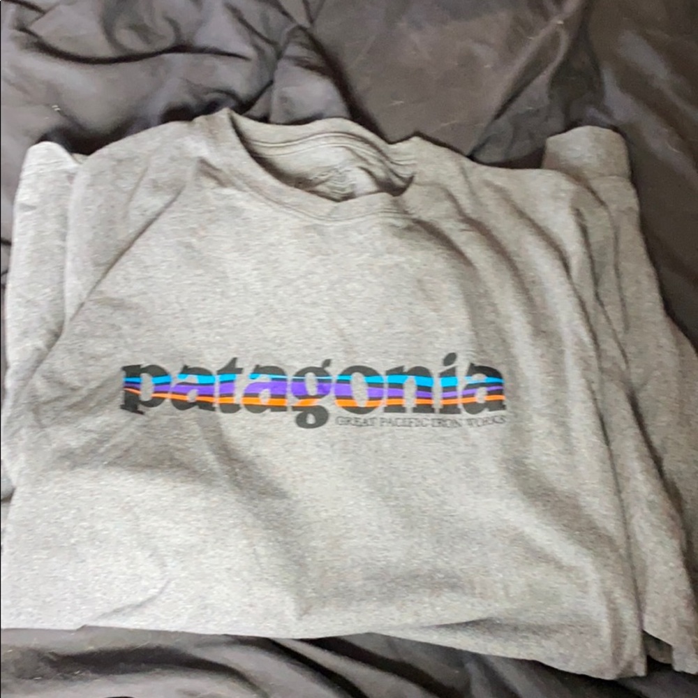 Long sleeve Patagonia t shirt